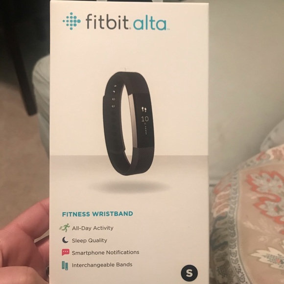 NIB Fitbit Ulta size small - Picture 2 of 4